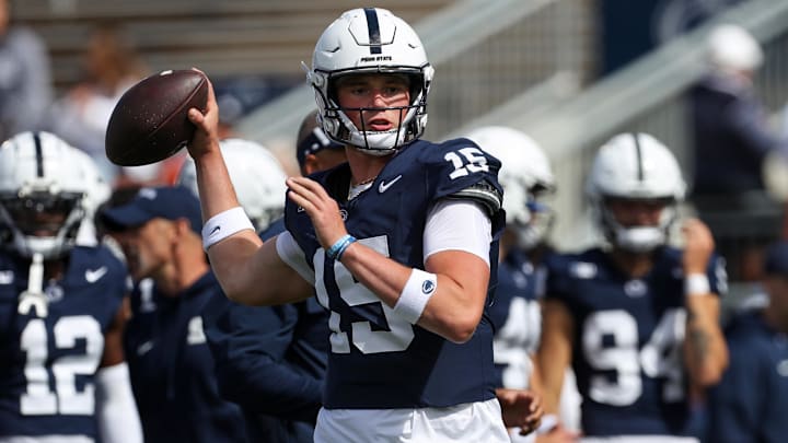 Penn State Nittany Lions quarterback Drew Allar (15)