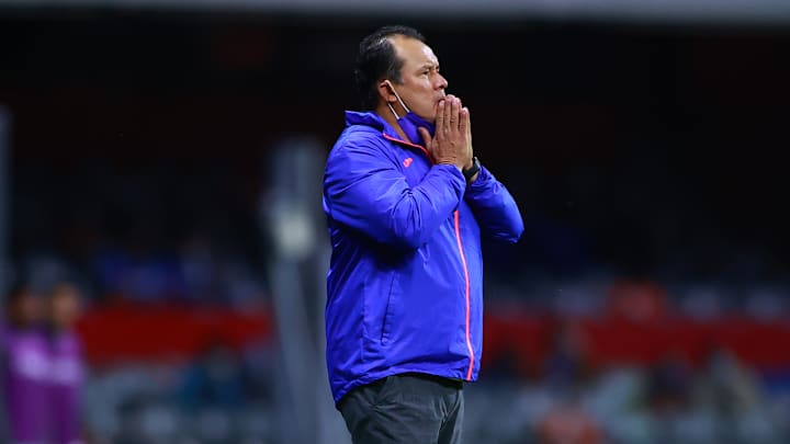 El entrenador Juan Reynoso.