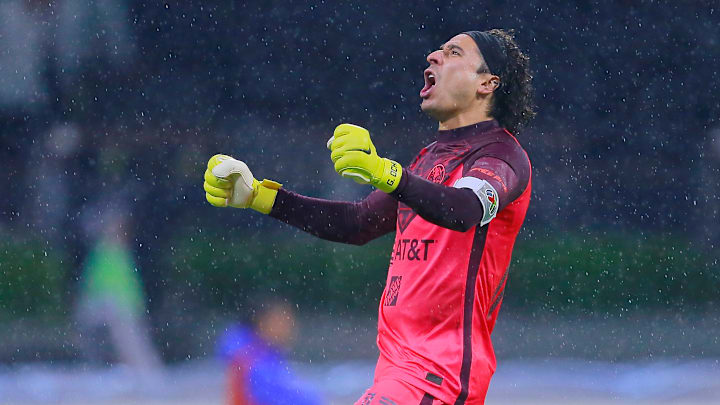Guillermo Ochoa termina pronto su contrato con América