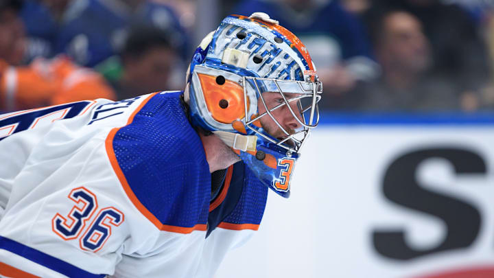 Edmonton Oilers v Vancouver Canucks