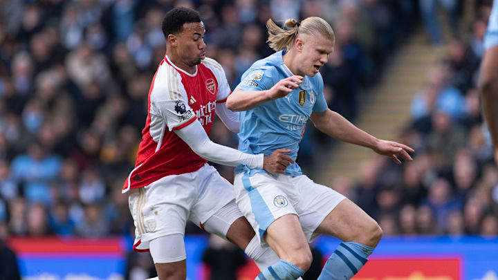 Manchester City v Arsenal FC - Premier League