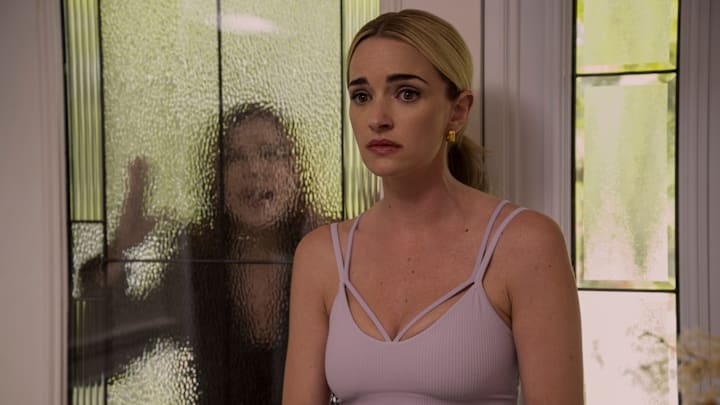 (L to R) Sabrina Grdevich as Cynthia, Brianne Howey as Georgia Miller in episode 302 of Ginny & Georgia