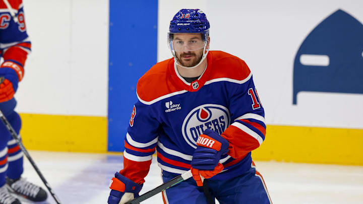 May 27, 2025; Edmonton, Alberta, CAN; Edmonton Oilers left wing Zach Hyman (18) skates in warmup prior to the game against the Dallas Stars in game four of the Western Conference Final of the 2025 Stanley Cup Playoffs at Rogers Place. Hyman leaves game in first period and will not return. Mandatory Credit: Perry Nelson-Imagn Images May 27, 2025; Edmonton, Alberta, CAN; Edmonton Oilers left wing Zach Hyman (18) skates in warmup prior to the game against the Dallas Stars in game four of the Western Conference Final of the 2025 Stanley Cup Playoffs at Rogers Place. Hyman leaves game in first period and will not return. Mandatory Credit: Perry Nelson-Imagn Images