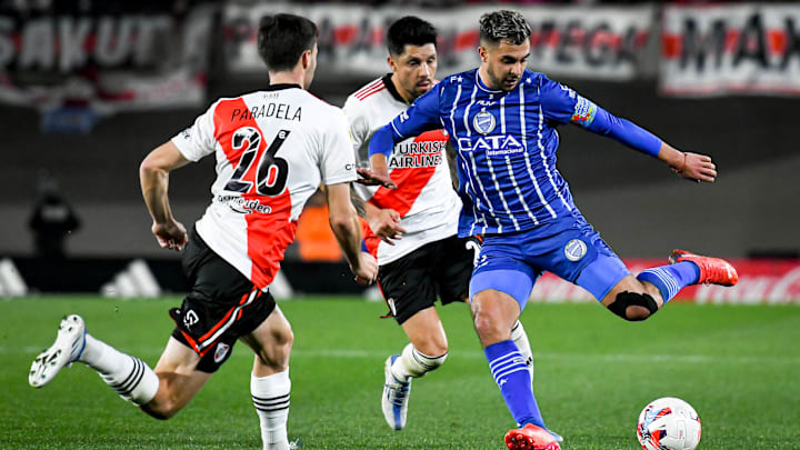 River Plate v Godoy Cruz - Liga Profesional 2022