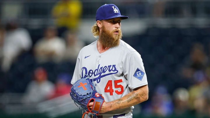 Los Angeles Dodgers v Pittsburgh Pirates