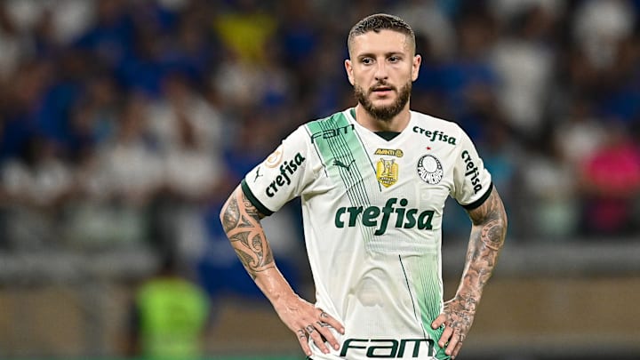 Zé Rafael não entra em campo desde o dia 7 de abril