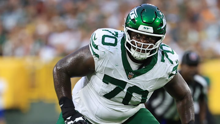 NY Jets right tackle Armand Membou