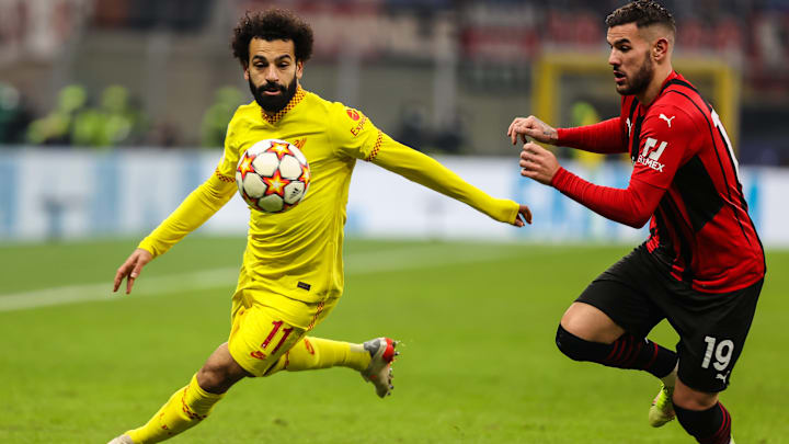 Mohamed Salah im Duell mit Theo Hernandez Mohamed Salah im Duell mit Theo Hernandez