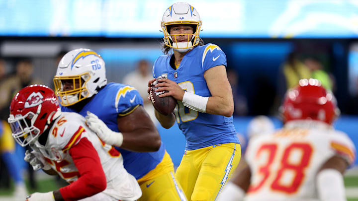Kansas City Chiefs v Los Angeles Chargers