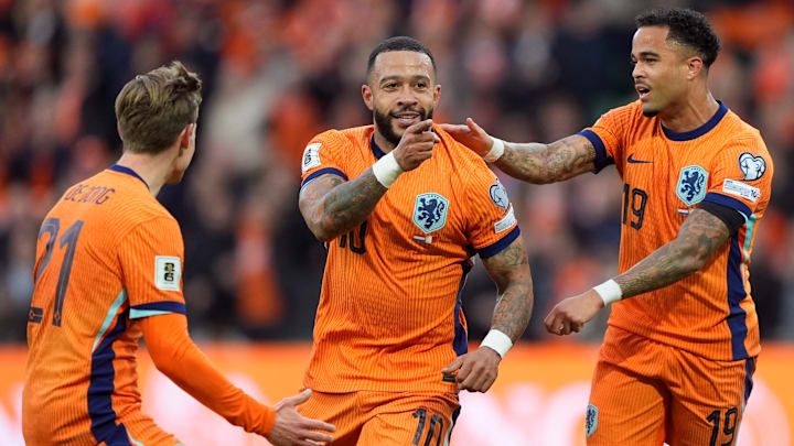 Memphis se tornou o maior artilheiro da história da Holanda