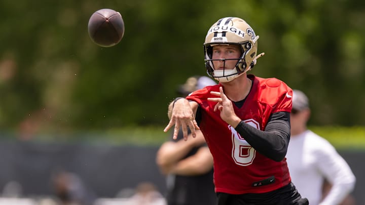 Jun 10, 2025; New Orleans, LA, USA;  New Orleans Saints quarterback Tyler Shough (6) on passing drills during minicamp at Ochsner Sports Performance Center. Mandatory Credit: Stephen Lew-Imagn Images