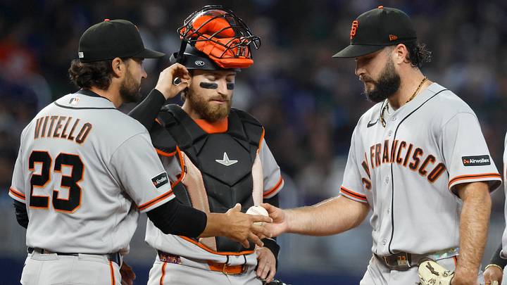 Jun 20, 2026; Miami, Florida, USA; San Francisco Giants manager Tony Vitello (23) pulls starting pitcher Trevor McDonald (72) Jun 20, 2026; Miami, Florida, USA; San Francisco Giants manager Tony Vitello (23) pulls starting pitcher Trevor McDonald (72)