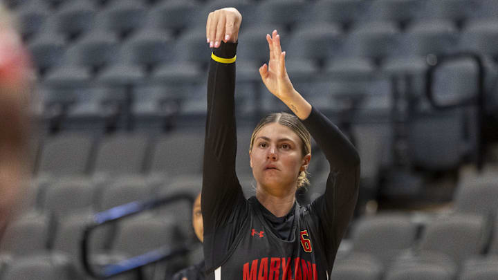 Maryland Terrapins guard Saylor Poffenbarger (6) 