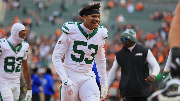 New York Jets linebacker Mykal Walker