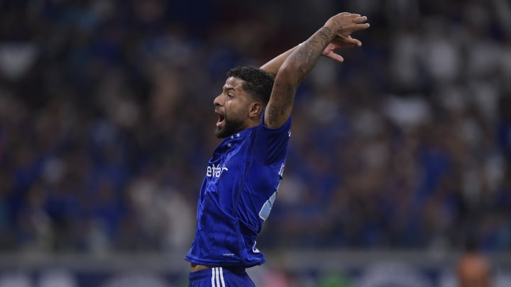 João Marcelo é figura de confiança na defesa do Cruzeiro.