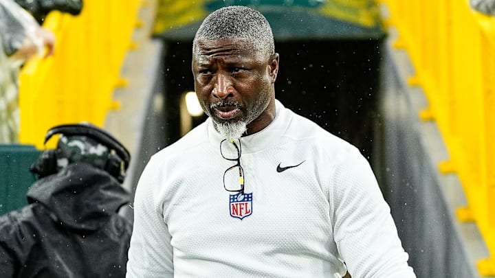 Detroit Lions defensive coordinator Aaron Glenn walks out the visiting team tunnel for first half against Green Bay Packers at Lambeau Field in Green Bay, Wis. on Sunday, Nov. 3, 2024.