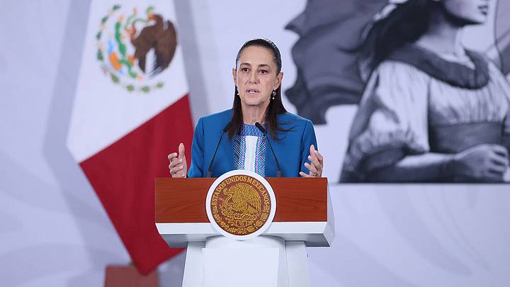 La presidenta de México destacó la trayectoria de la goleadora.