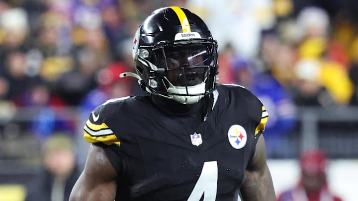 Nov 30, 2025; Pittsburgh, Pennsylvania, USA; Pittsburgh Steelers wide receiver DK Metcalf (4) looks on during the second quarter against the Buffalo Bills  at Acrisure Stadium. Mandatory Credit: Charles LeClaire-Imagn Images