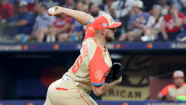 Jul 16, 2024; Arlington, Texas, USA; American League pitcher Garrett Crochet of the Chicago White Sox (45) pitches in the fourth inning during the 2024 MLB All-Star game at Globe Life Field. Mandatory Credit: Kevin Jairaj-USA TODAY Sports Jul 16, 2024; Arlington, Texas, USA; American League pitcher Garrett Crochet of the Chicago White Sox (45) pitches in the fourth inning during the 2024 MLB All-Star game at Globe Life Field. Mandatory Credit: Kevin Jairaj-USA TODAY Sports