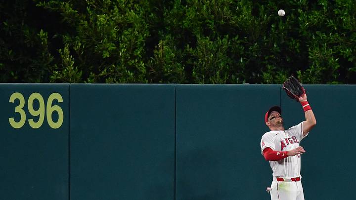 Los Angeles Angels center fielder Mike Trout (27) catches the fly ball of Minnesota Twins designated hitter Josh Bell (56) during the sixth inning at Angel Stadium on Sept. 18, 2026.