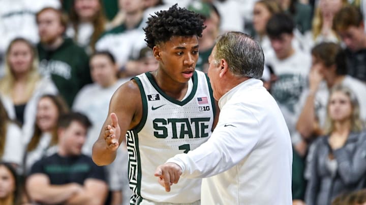 Michigan State's head coach Tom Izzo, right, talks with Jeremy Fears Jr. during the first half against Bowling Green on Saturday, Nov. 16, 2024, Breslin Center in East Lansing.