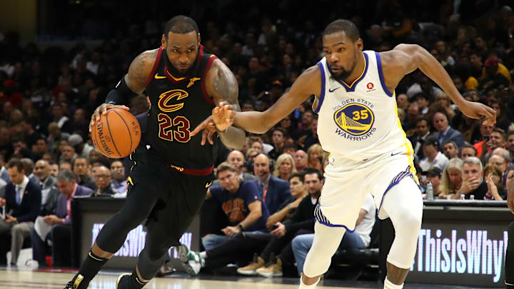 LeBron y Durant se han enfrentado en múltiples ocasiones en los playoffs