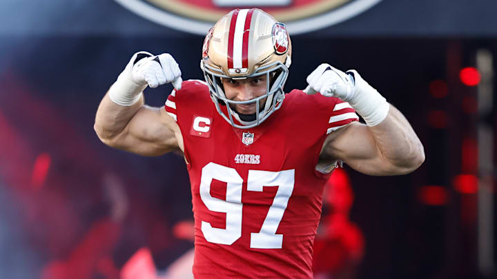 Nick Bosa firmó un contrato récord en la NFL 