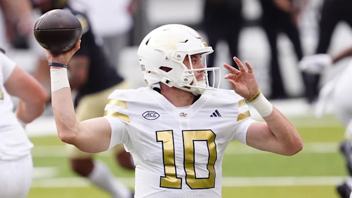 Clemson going to push everyone around, especially on an improving Georgia Tech team Clemson going to push everyone around, especially on an improving Georgia Tech team