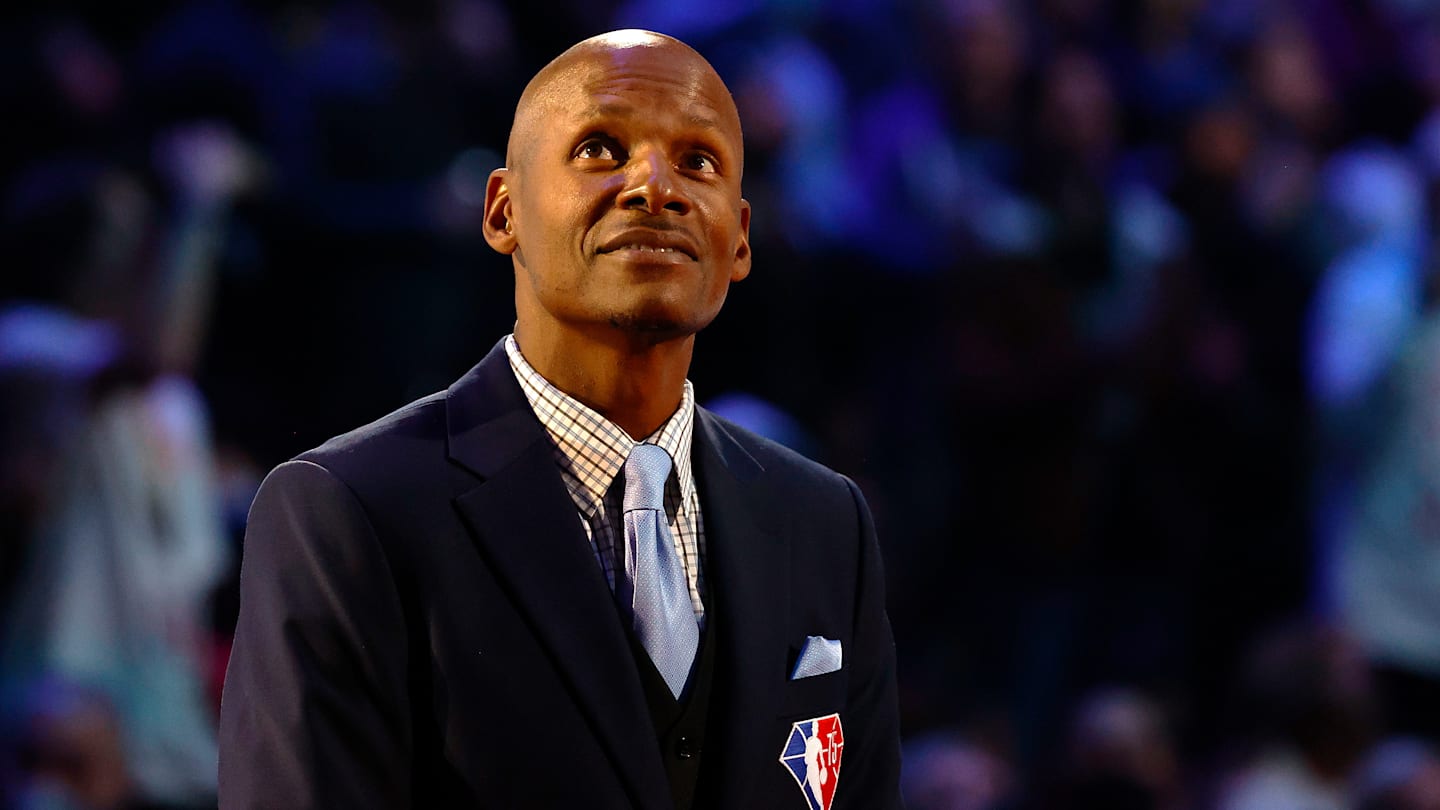 Hall of Famer Ray Allen visits UNC basketball Hall of Famer Ray Allen visits UNC basketball