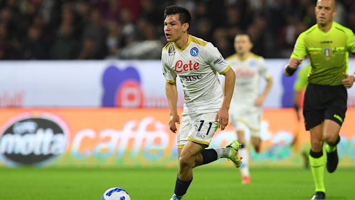 Lozano terminó una gran jugada colectiva de su equipo con una buena definición