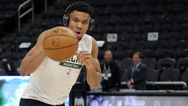 Giannis Antetokounmpo suena para cambiar a los Bucks por los Lakers en 2025