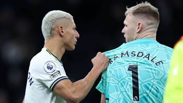 Richarlison et Aaron Ramsdale ont eu une altercation à la fin du derby 