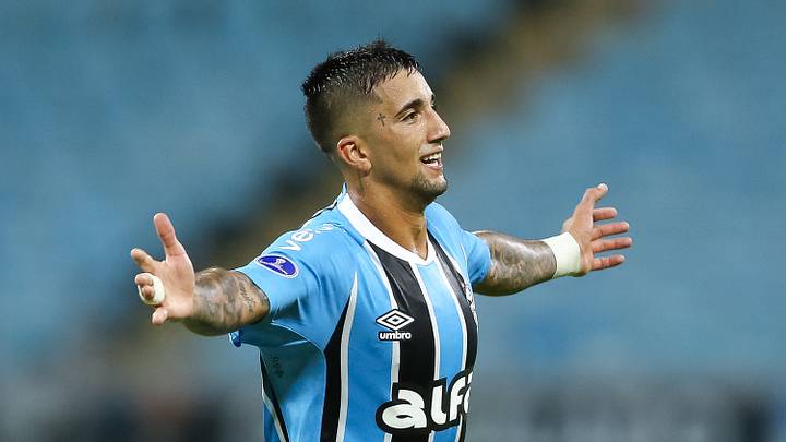 Uruguaio é considerado titular da equipe azul