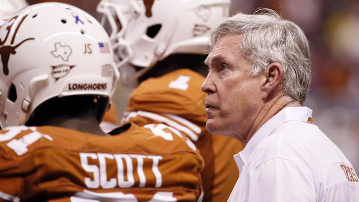 Texas Longhorns head coach Mack Brown on the sidelines during the second half against Oregon Ducks, Dec. 30, 2025 at the Alamo Dome in San Antonio, Texas. 