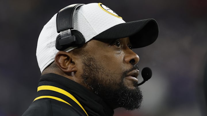 Pittsburgh Steelers head coach Mike Tomlin