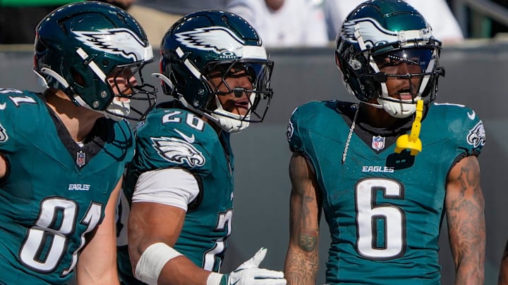 Philadelphia Eagles tight end Grant Calcaterra (81), running back Saquon Barkley (26) and wide receiver DeVonta Smith (6) celebrate Smith’s touchdown in the 3rd quarter of Cincinnati Bengals at Paycor Stadium.