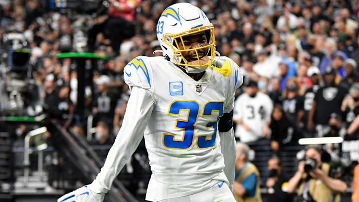 Los Angeles Chargers v Las Vegas Raiders
