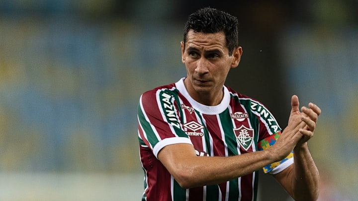 Fluminense encaminha renovação de Paulo Henrique Ganso