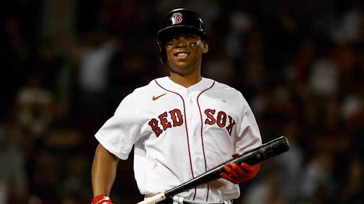 Rafael Devers es el latino con mejor sueldo en Boston 