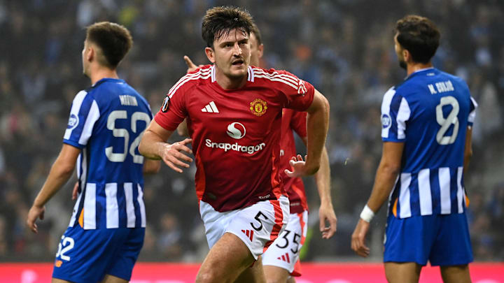 Harry Maguire marcou um dos gols do Manchester United sobre o Porto