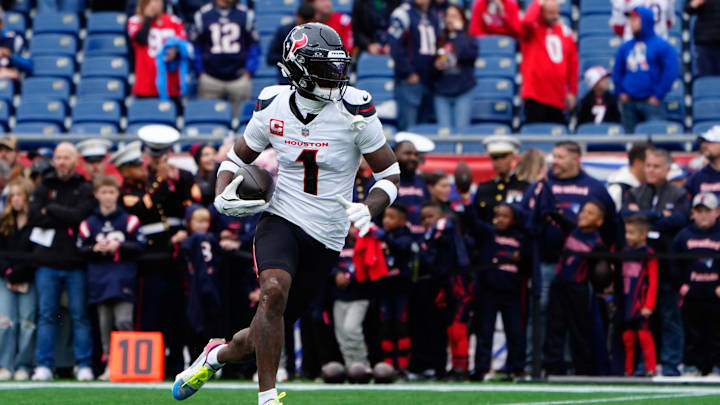 Oct 13, 2024; Foxborough, Massachusetts, USA; Houston Texans wide receiver Stefon Diggs (1) warms up prior to the game against the New England Patriots at Gillette Stadium. Mandatory Credit: Gregory Fisher-Imagn Images Oct 13, 2024; Foxborough, Massachusetts, USA; Houston Texans wide receiver Stefon Diggs (1) warms up prior to the game against the New England Patriots at Gillette Stadium. Mandatory Credit: Gregory Fisher-Imagn Images