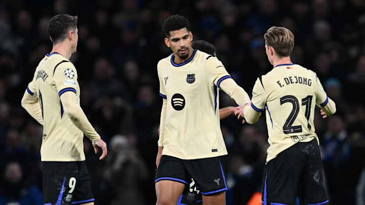 Los veteranos futbolistas del Barcelona salieron señalados hace un mes en el partido ante Chelsea por la Champions League Los veteranos futbolistas del Barcelona salieron señalados hace un mes en el partido ante Chelsea por la Champions League