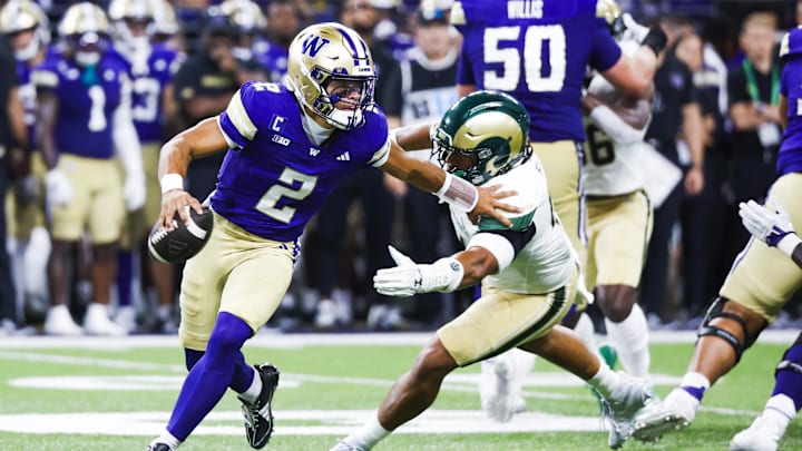 Demond Williams of Washington completed 75 percent of his pass for 226 yards and a touchdown while running for 68 yards on 13 carries in his first win as a college starter. Huskies beat Colorado State 38-21.
