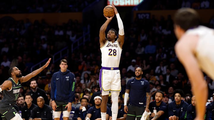 Minnesota Timberwolves v Los Angeles Lakers