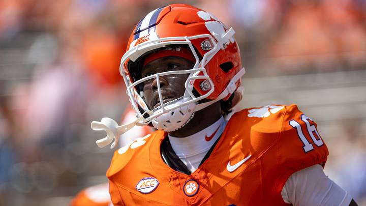 Myles Oliver, Clemson Tigers Myles Oliver, Clemson Tigers