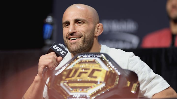 Alexander Volkanovski at UFC 276 Press Conference
