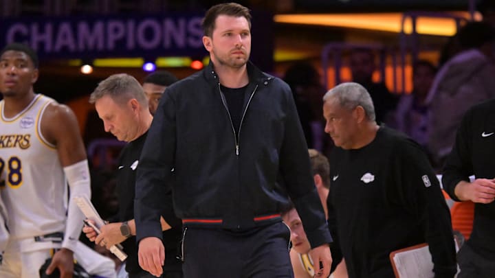Luka Doncic no actuó en la serie en la que sus Lakers quedaron eliminados a manos del Thunder