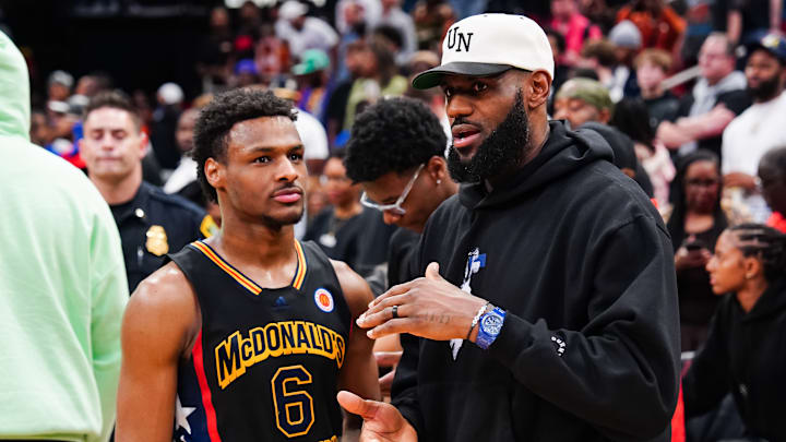 Bronny James es el hijo mayor de LeBron James y Savannah Brinson
