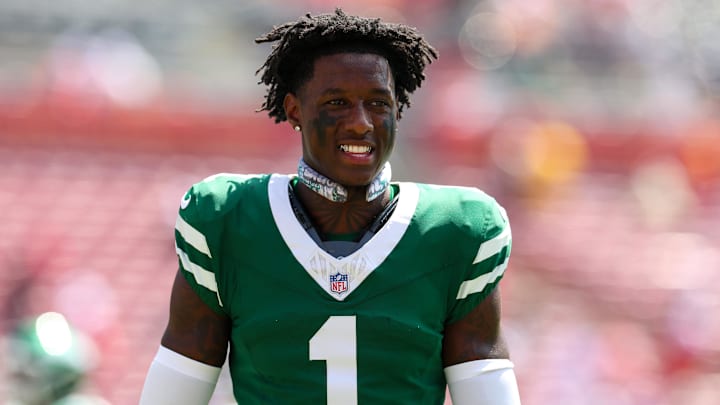 Sep 21, 2025; Tampa, Florida, USA; New York Jets cornerback Sauce Gardner (1) warms up before a game against the Tampa Bay Buccaneers at Raymond James Stadium. 