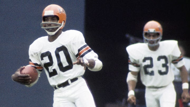 Oct 26, 1975; Atlanta, GA, USA; FILE PHOTO; Cincinnati Bengals defensive back Lemar Parrish (22) carries the ball against the Atlanta Falcons at Fulton County Stadium. Mandatory Credit: Manny Rubio-Imagn Images Oct 26, 1975; Atlanta, GA, USA; FILE PHOTO; Cincinnati Bengals defensive back Lemar Parrish (22) carries the ball against the Atlanta Falcons at Fulton County Stadium. Mandatory Credit: Manny Rubio-Imagn Images